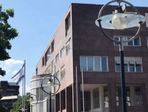 AfD gegen Antisemitismus und Doppelmoral der alten Parteien