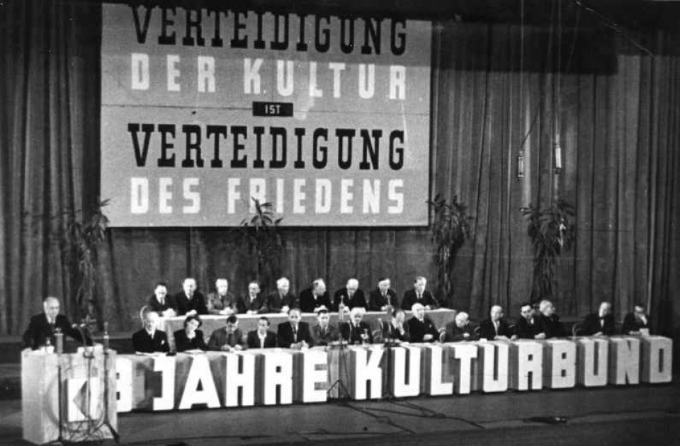 „Bunte Reichskulturkammer“ agitiert auch im Dortmunder Kulturbetrieb